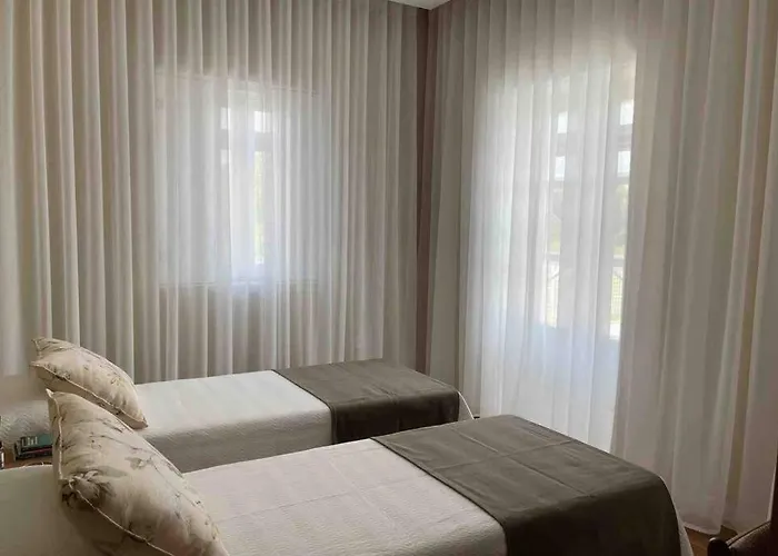 Porto-braga Family Villa *