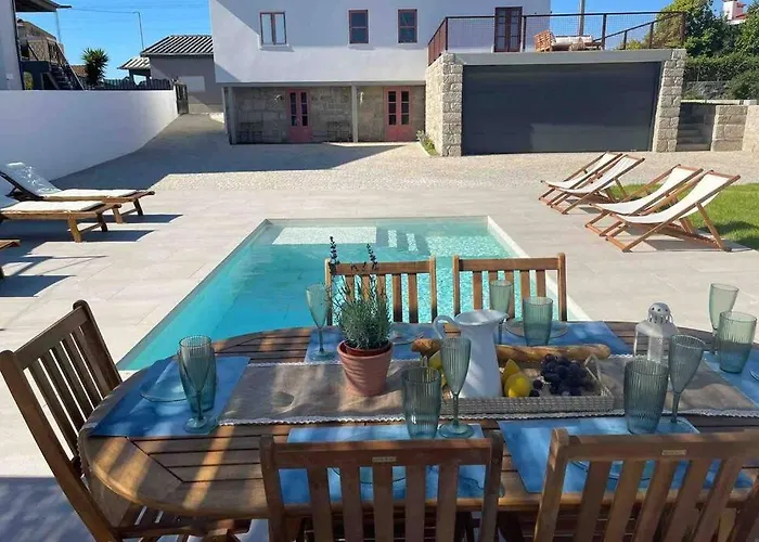 Porto-braga Family Villa