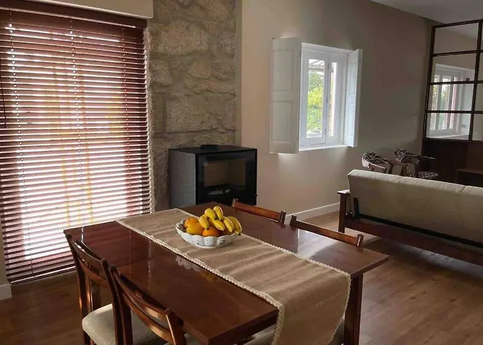 Porto-braga Family Villa *